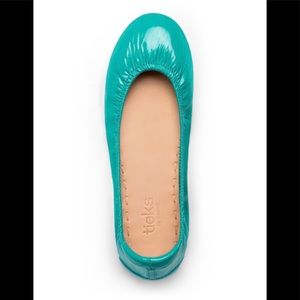 NEW "Tiek Blue" Patent Tieks 8